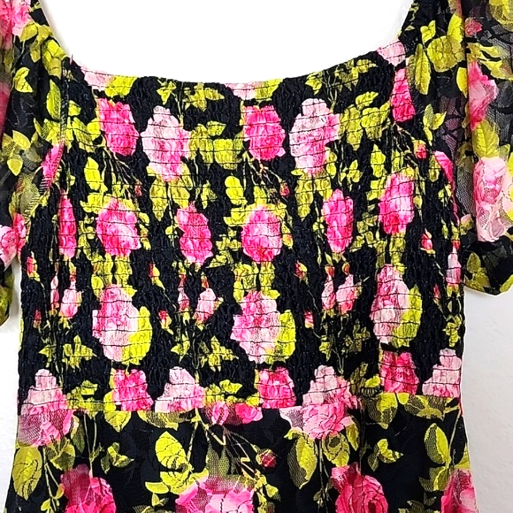 Betsey Johnson Women's Mini Lace Rose Floral Dress.  Size S - Picture 9 of 11
